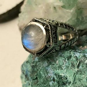 Moonstone Ring Size 6 Sterling Silver .925 *NEW*